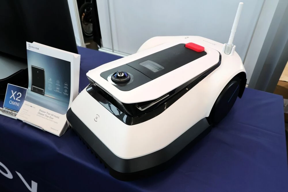 ECOVACS ROBOTICS debuts new release in the DEEBOT family at IFA 2023 ShowStoppers