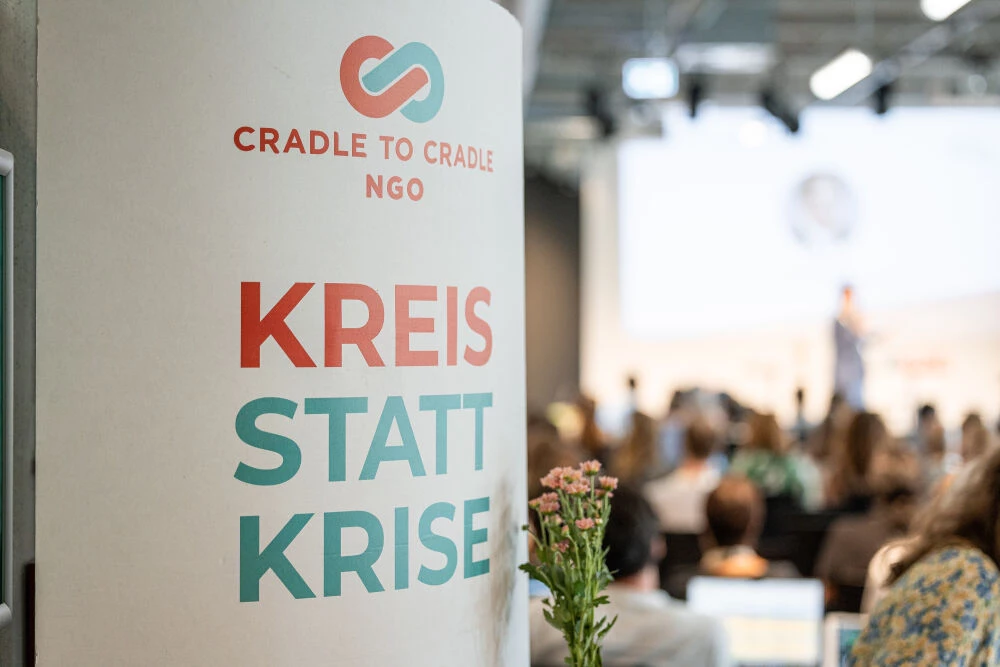 Re:Design with Cradle to Cradle – How Circular Consumer Tech Becomes Part of the Solution