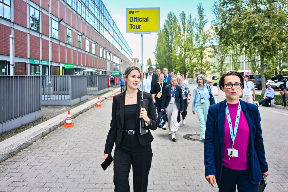Führungen für sehbehinderte und blinde Menschen