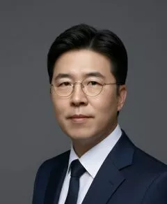 Yoon Ho Choi