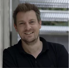 Dr. Moritz Schumann