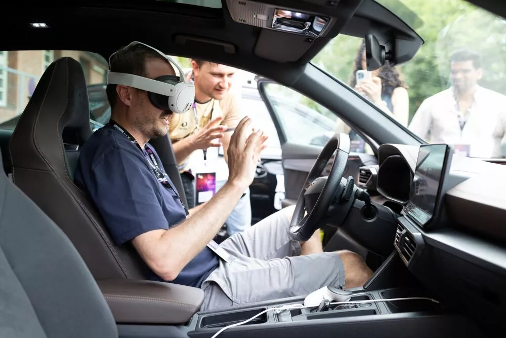 IFA 2026 zeigt Weltpremiere: Meta AI Glasses und CUPRA demonstrieren die nächste Generation der Mensch-Produkt-Interaktion