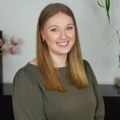 Anna Bicker