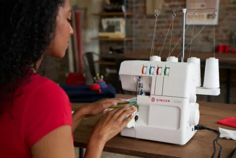 SINGER S0085 -Overlock