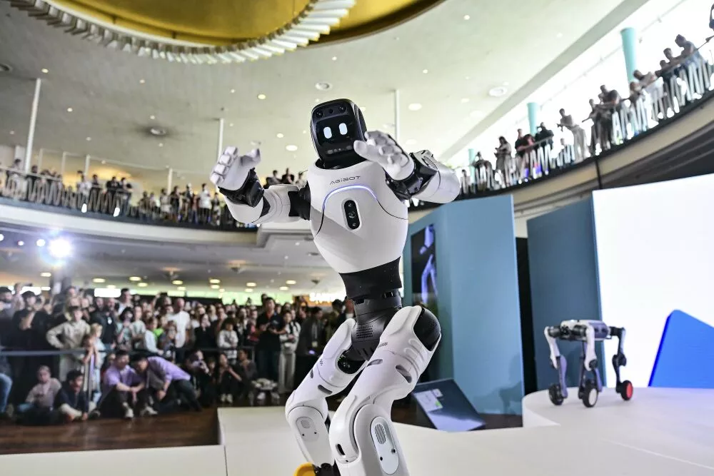 IFA 2026: Humanoid robots on the runway, Physical AI and intelligent helpers for everyday life 