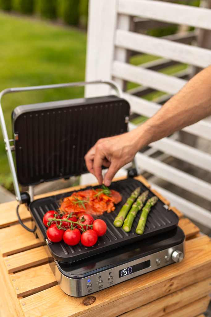 Electric grill GRS901